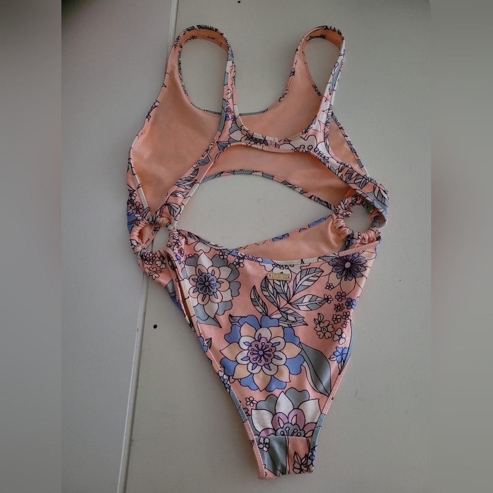 NWOT TRIANGL Sophia One Piece Floral Cut Out swimsuit size Xsmal New without … - Picture 12 of 14